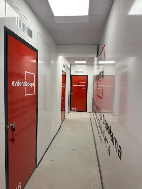 Evden Depoya İstanbul modern eşya depolama tesisi güvenli oda sistemli depo - 10