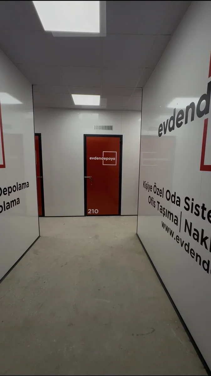 Evden Depoya İstanbul modern eşya depolama tesisi güvenli oda sistemli depo - 25